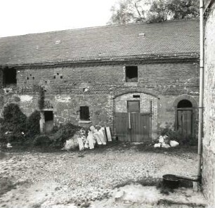 Taucha-Dewitz, An den Höfen 14. Vierseithof (1886/1900). Stallgebäude