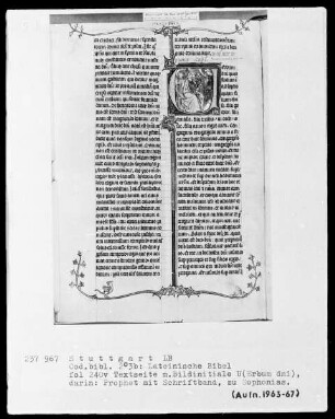 Lateinische Bibel, drei Bände — Initiale U (erbum dni) mit dem Propheten Sophonias, Folio 240verso