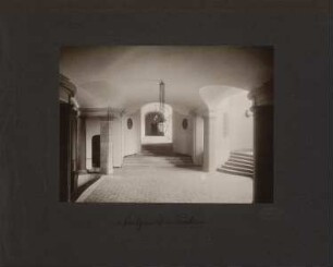Amtsgericht, Berlin-Pankow: Flur und Treppenhaus