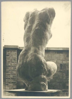 Weiblicher Torso, 1925/29, Gips