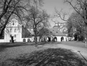 Ehemaliges Zisterzienserkloster Königsaal & Schloss Zbraslav
