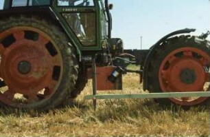 Fotografie: Informationstechnik, Sensortechnik, Radarsensor, Geräteträger, Feldtest