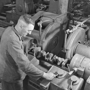 Produktionsanlage für Kurbelwellen bei Borgward