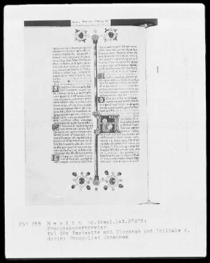 Franziskanisches Brevier — Initiale A, darin der Evangelist Johannes, Folio 98verso