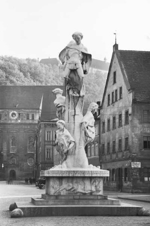 Landshut, Denkmal "Deutsche Eiche" : Denkmal "Deutsche Eiche" für die Gefallenen des 1. Weltkrieges. (1918/1928; W. Lechner). Landshut