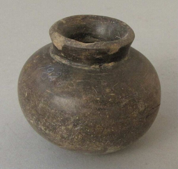 Clay vessel