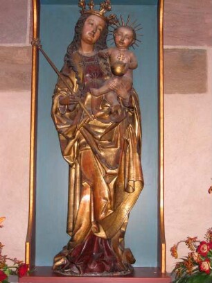 Stehende Muttergottes