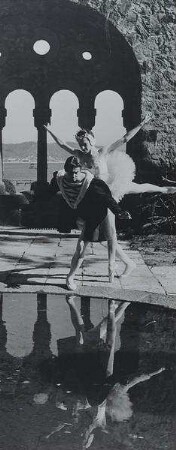 Tänzerin und Tänzer aus dem Cuevas-Ballett