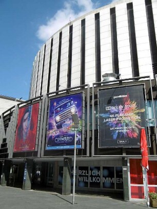 Dresden: Rundkino