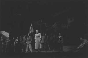 Szenenbilder aus der Operette "Die schöne Helena" von Jaques Offenbach im Metropol-Theater Berlin