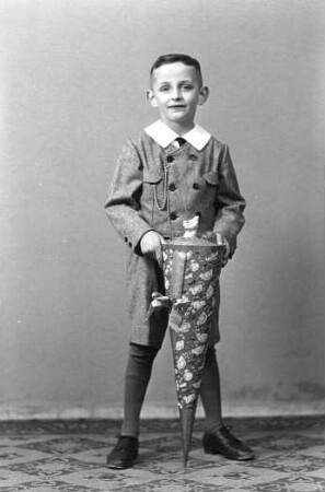 Roßwein. Schulanfänger der Familie Tannert, Ostern 1937