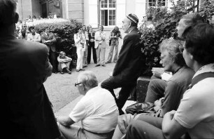 24. Tagung 1974 Chemiker; Verabschiedung: Werner Forßmann sitzend Mitte, rechts Nikolai N. Semenov