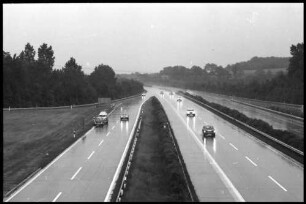 Freiburg: Mitte, Autobahn im Regen