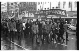 Kleinbildnegativ: Vietnam-Demonstration, 1971