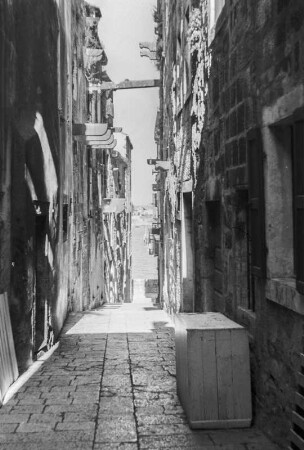 Gasse : Gasse in der historischen Altstadt von Kor?ula.