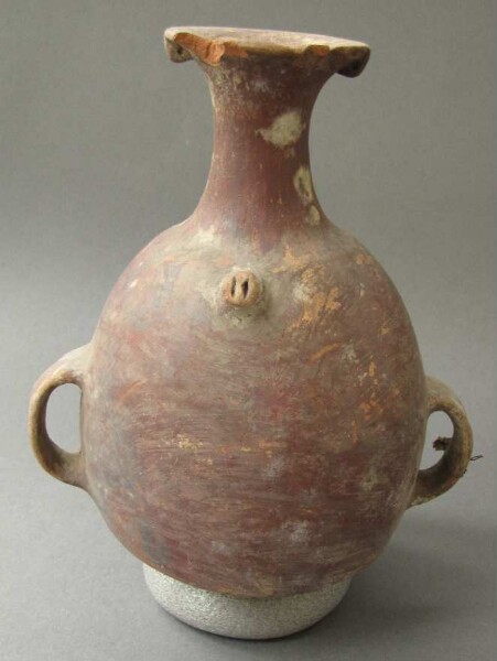 Clay vessel