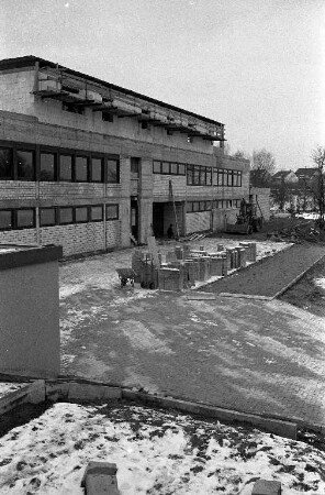 Eröffnung der Eislaufhalle Neureut nördlich des Klammwegs in Neureut-Heide am 17. Januar 1981