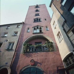Regenburg. Baumburger Turm (Patrizierturm)