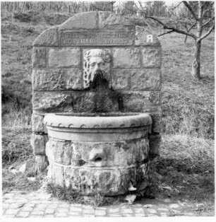 Gute-Zeit-böse-Zeit-Brunnen; Heppenheim, Eckweg
