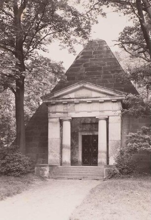 Mausoleum, Machern (Kreis Wurzen)