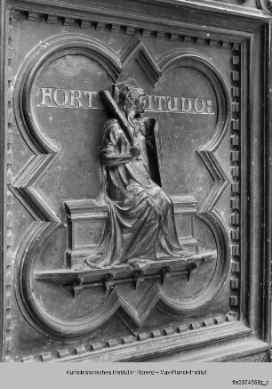 Türreliefs : Die Tugenden : Fortitudo
