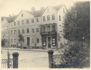 Lange Straße / Lagesche Straße, "Haus Kaul" (Aufnahme vermutlich vom Grundstück des Palais Petri)