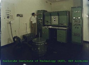 Blick in ein Labor des Instituts für Reaktorbauelemente (IRB)
