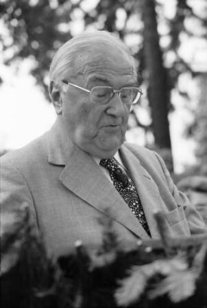 Sulzburg: Einweihung Otto Ernst Sutter-Brunnen; Ansprache: Ernst Brugger
