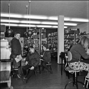 Bücherei/ Bibliothek