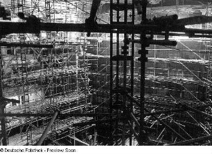 Opernhaus. Gerüstkonstruktion im Zuschauerraum