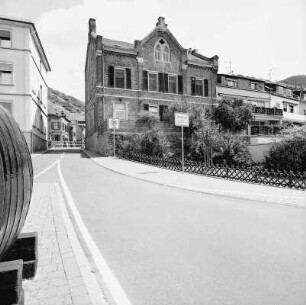 Kath. Pfarrhaus; Lorch, Rheinallee 7
