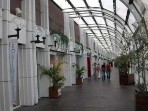 Forum des Halles, 1977 errichtetes Einkaufszentrum
