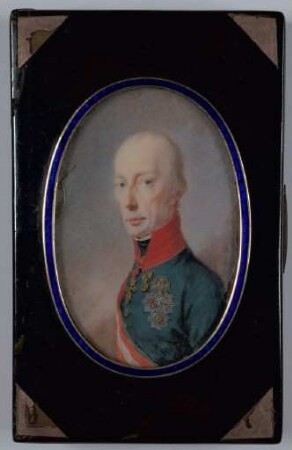 Schildpattdose mit dem Bildnis von Kaiser Franz I. von Österreich in ovaler Kartusche