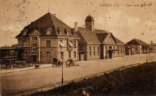 Postkartenalbum mit Motiven von Durlach. "Durlach in Baden. Der neue Bahnhof"