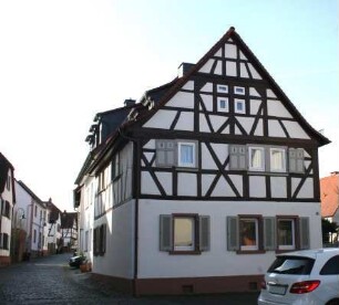 Fachwerkwohnhaus; Dietzenbach, Schäfergasse 3