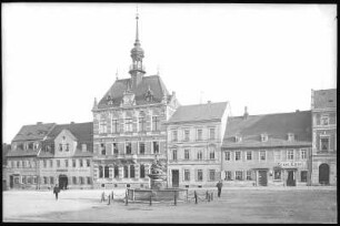 Frohburg. Marktplatz mit Rathaus