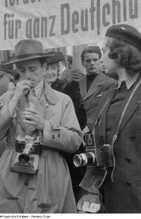 Fotografen (Presse?) bei 1. Mai-Feier