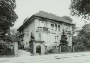 Dresden, Villa, Straßenansicht