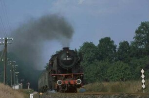 Blaufelden Lok 023 058 HP Kälberbach Bahnübergang Nahverkehrszug MGH-CR B4yg-Wagen Telegrafenmasten