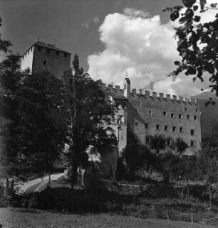 Lienz. Schloss Bruck (um 1280, Erweiterung 1501/1600)