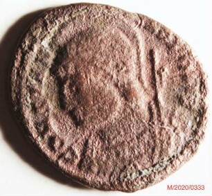 Römische Münze, Nominal Follis, Prägeherr Constantinus I., Prägeort Trier, Original