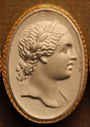 Profilkopf einer lorbeergeschmückten Muse (Daktyliothek, Das Alterthum nach Lippert und Visconti)