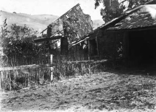 Ruine im Pinole Valley : Verfallenes Gebäude