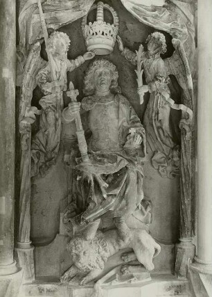 Matthias Corvinus, König von Ungarn : Matthias Corvinus, König von Ungarn, Relief an der Stadtseite des Matthiasturms der Ortenburg