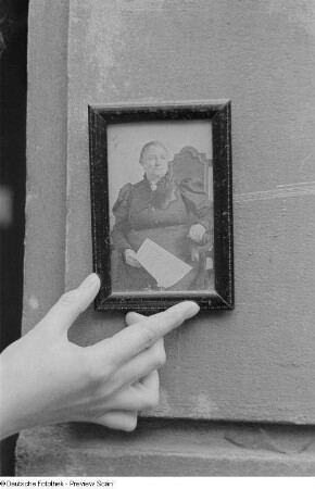 Fotografie mit einer älteren Frau