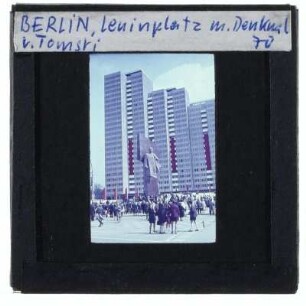 Berlin, Platz der Vereinten Nationen,Berlin, Tomski, Lenindenkmal