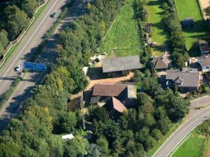 Mönchengladbach : Mönchengladbach. Links die A52, rechts die Donker Straße. Luftaufnahme