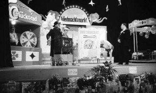 Weihnachtsstall der Fulderei des Karlsruher Gesangvereins "Liederkranz-Liederhalle 1841/42" im Saal des Studentenhauses.