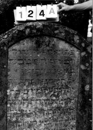 Grabstein 124A