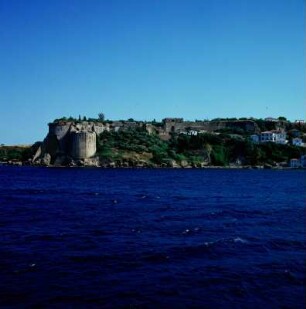 Koroni im Süden des Messenischen Golfes. Venezianisches Kastron ab 1209. Torbau. 1. H. 13. Jh. und Nordbastionen